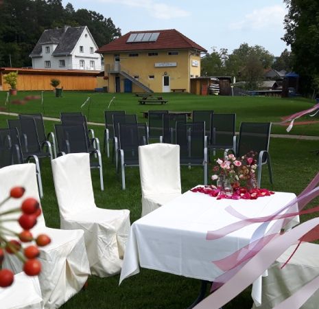 sitzgruppe im freien